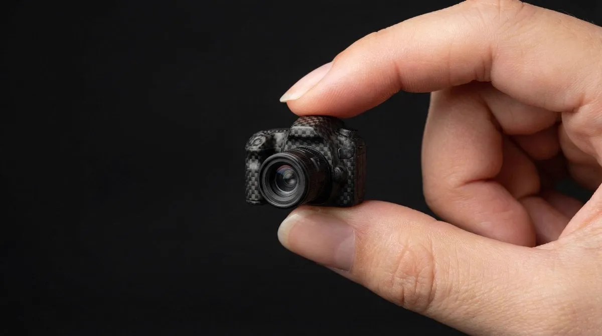 macro photograph, minimalist advertising style, a hyper-realistic miniature… — 4/4